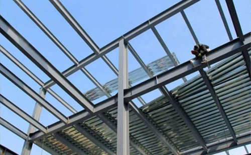 礼县礼县钢结构加工中的切割与钻孔精度控制要点